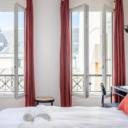Rare, Center, Luxury With Roof View * Paris
