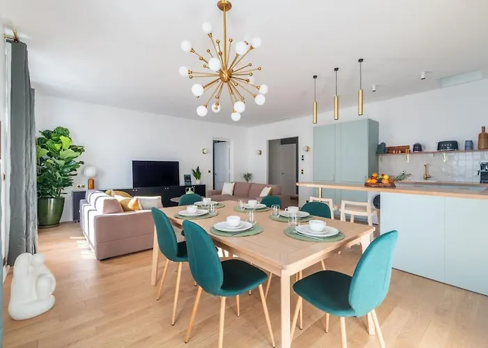 דירה Rare, Center, Luxury With Roof View *