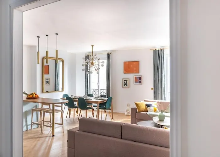 Rare, Center, Luxury With Roof View דירה *